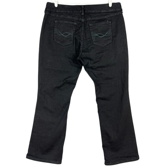 Riders by Lee Women's Stretch Black Denim Jeans Size 18P Boot Cut Mid Rise - Picture 2 of 12